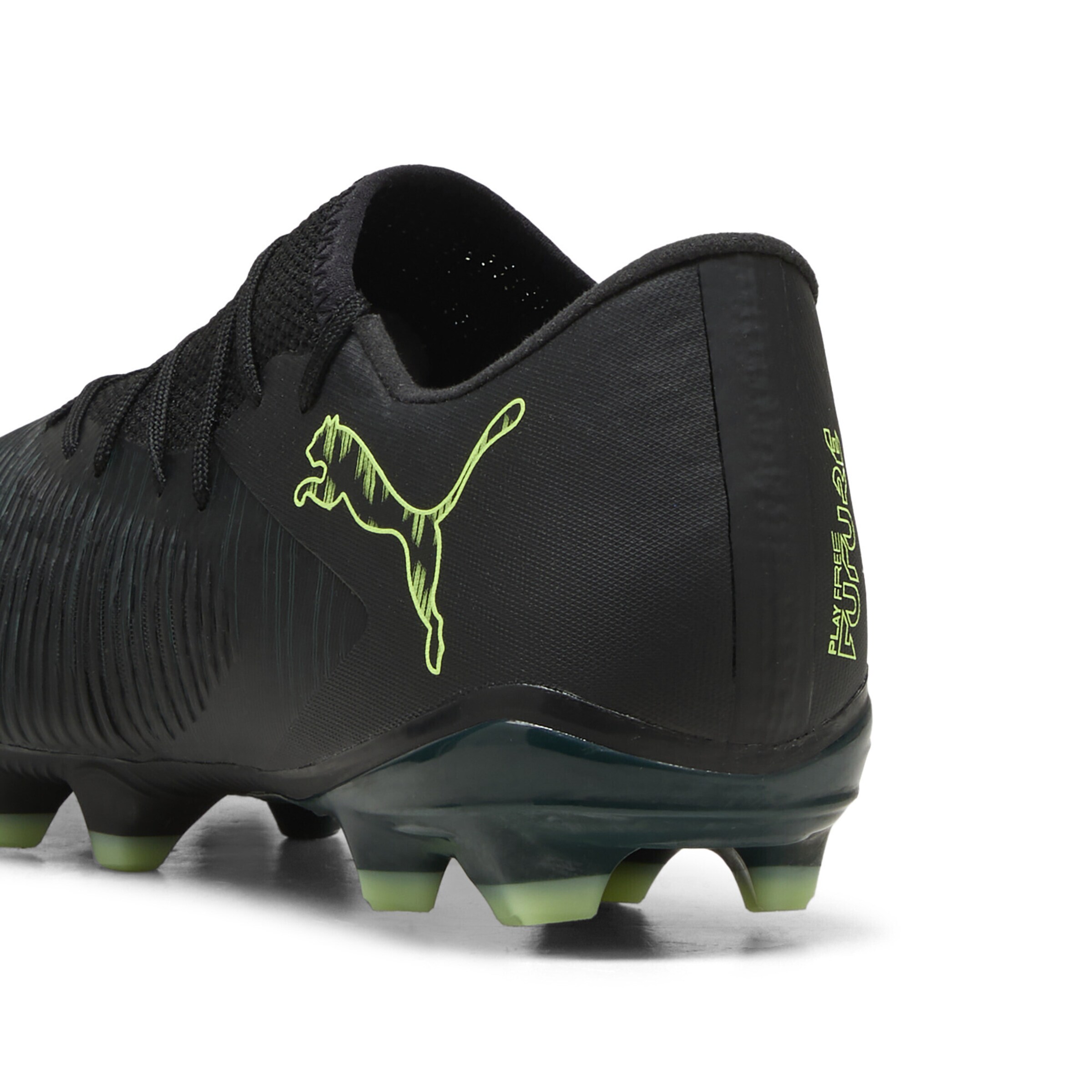 PUMA Voetbalschoen 'Future 8 Match' in Zwart