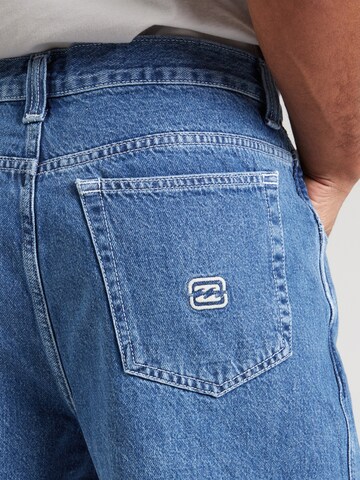 regular Pantaloni sportivi di BILLABONG in blu