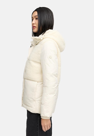 Veste d’hiver 'Sheeta 16' MARIKOO en blanc