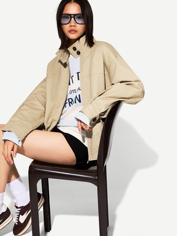 Bershka Overgangsjakke i beige