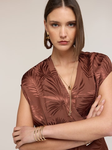 MOTIVI Blouse in Bruin