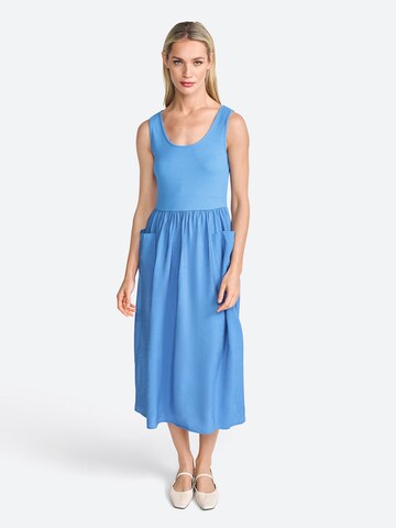 Rich & Royal Summer dress in Blue: front