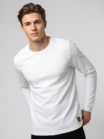 Sublevel Shirt in White: front