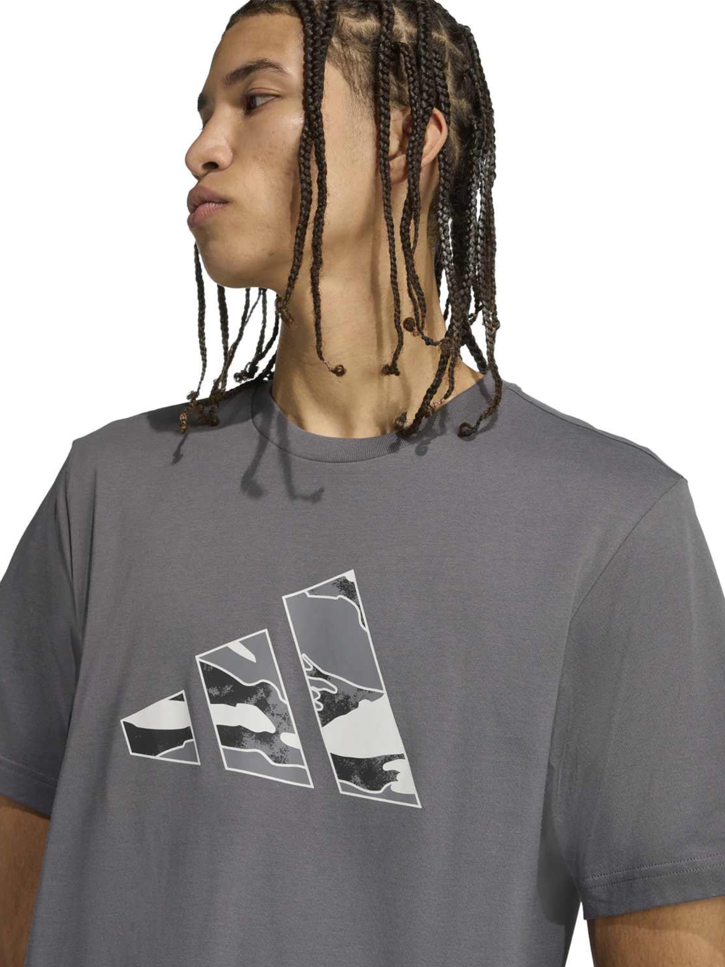 ADIDAS SPORTSWEARTehnička sportska majica 'CAMO' - siva boja