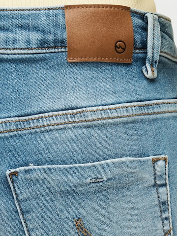 LTB Szabványos Farmer 'Judie' - kék