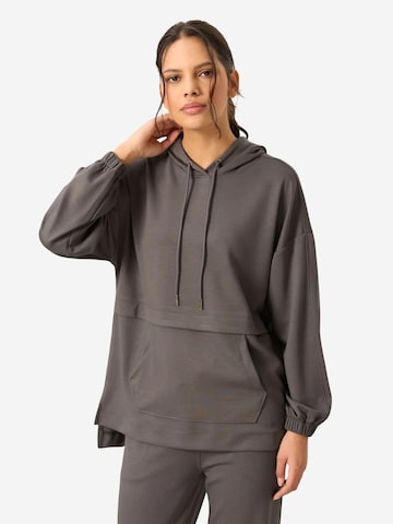 Tommy Life Joggingpak in Grijs: voorkant