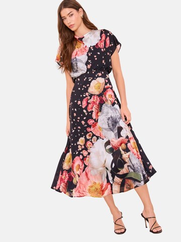 Lipsy Jurk in Zwart: voorkant