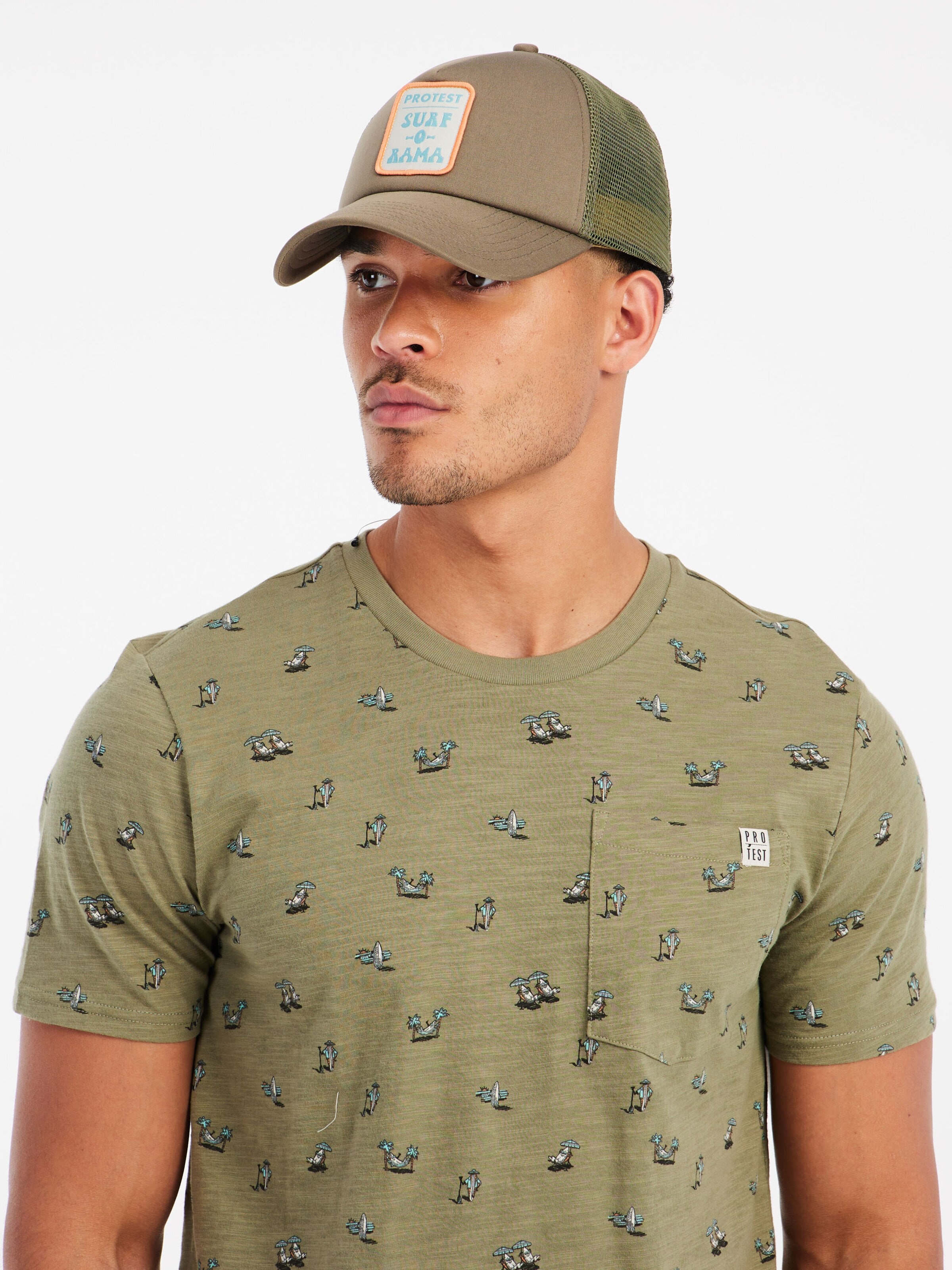 PROTEST Cap 'PRTCrab' in Green: front