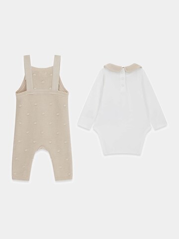GUESS Set in Beige