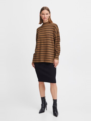 Pull-over b.young en vert