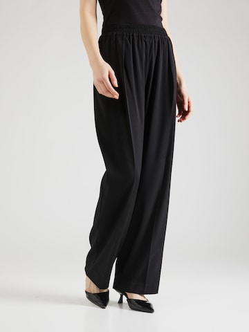 Samsøe Samsøe Loose fit Pleated Pants 'JULIA' in Black: front