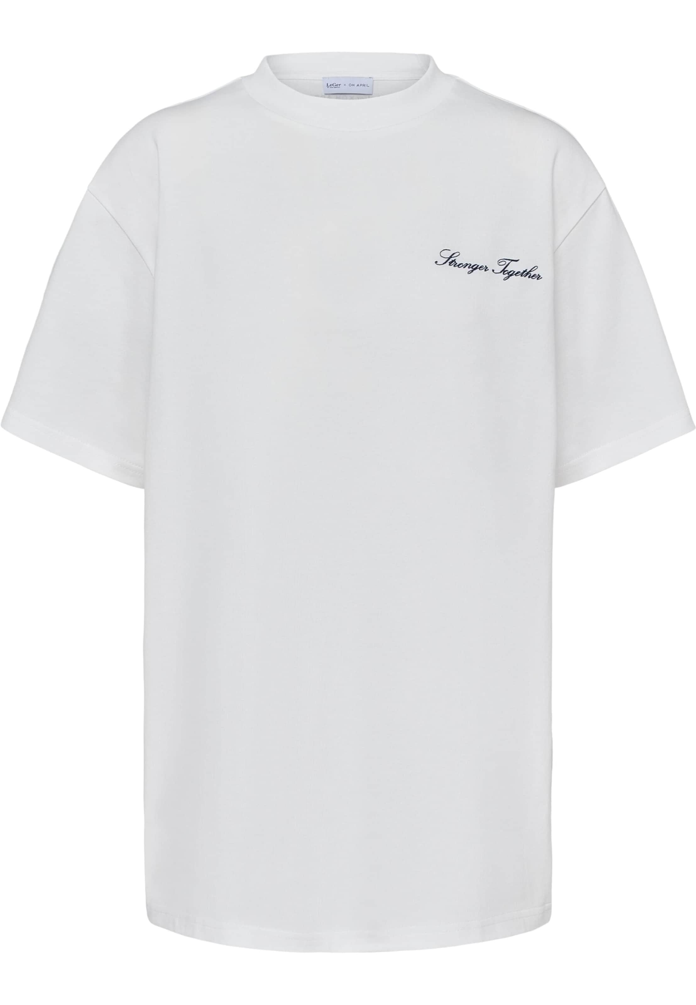 OH APRIL Shirt 'Amara Stronger' in White: front
