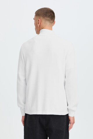 !Solid Sweater 'SDVian' in White