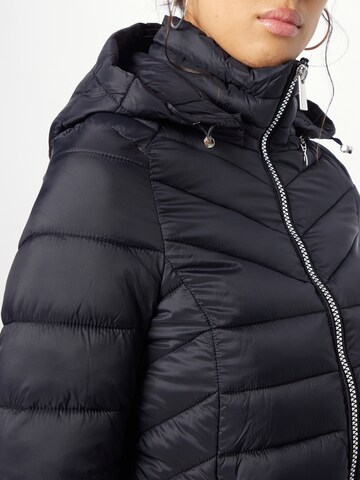 Oasis Jacke in Schwarz