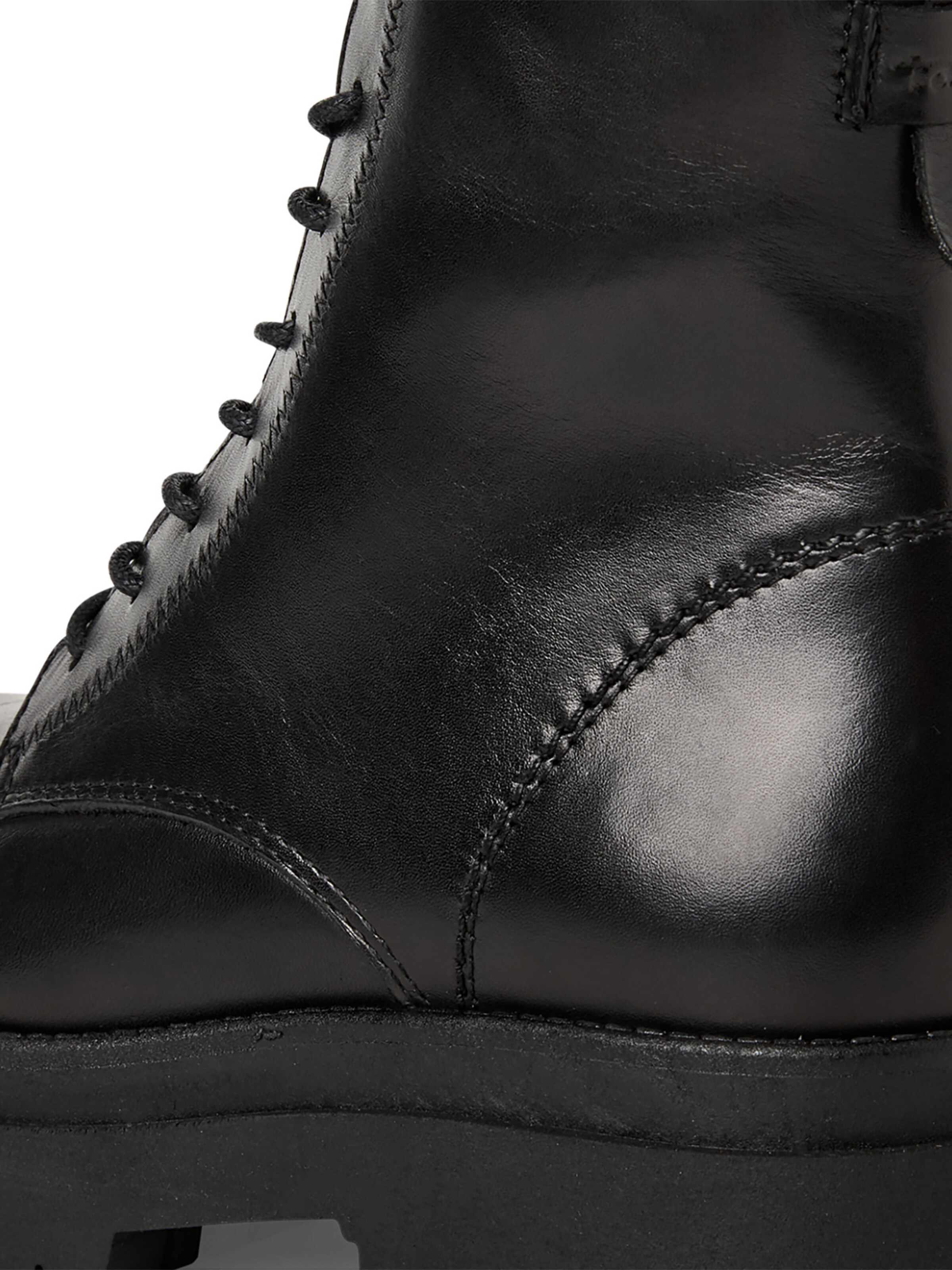 Tamaris Lace-up bootie in Black