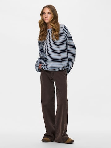 T-shirt 'PCSadie' PIECES en bleu
