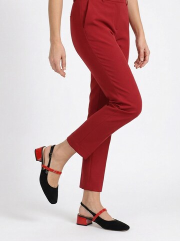 VENEZIA Slingback Pumps in Black: front