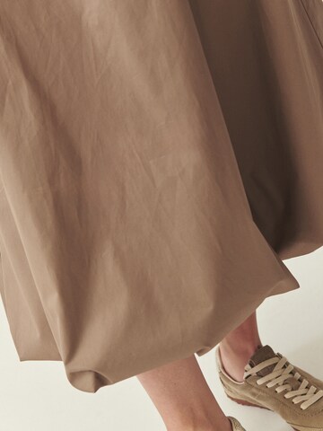 Fustă 'SYGMI 1' de la TATUUM pe bej