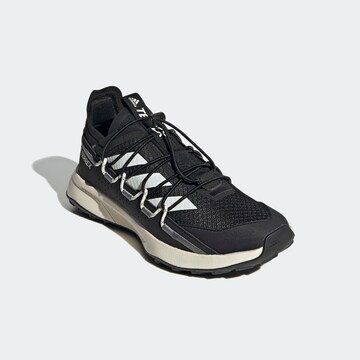 ADIDAS TERREX - Sapato baixo 'Voyager 21 Travel' em preto