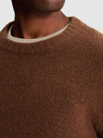 CAST IRON - Jersey 'Pullover in a wool blend with crewneck' en marrón