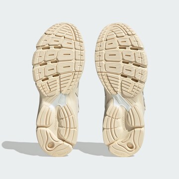 Sneaker bassa 'Astir' di ADIDAS ORIGINALS in beige