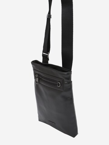 Sac à bandoulière Calvin Klein en noir : devant