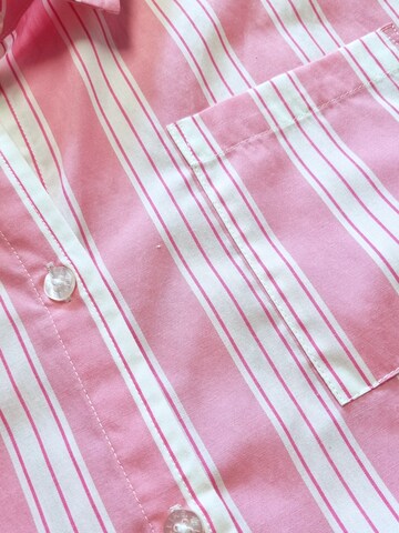 LIKS. Munich Blouse 'Bluse Streifen, Motiv im RT' in Roze