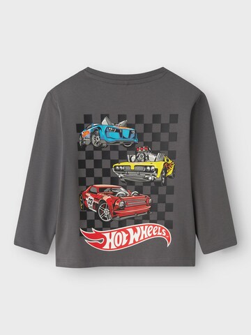 NAME IT Shirts i grå
