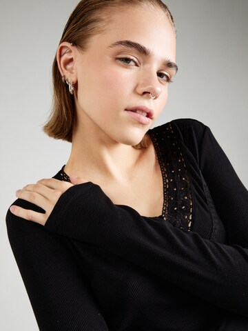 Maglietta 'Ellen' di ABOUT YOU in nero