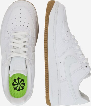 balts Nike Sportswear Zemie brīvā laika apavi 'Air Force 1 '07 Next Nature'