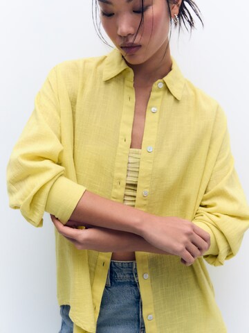 Camicia da donna di Pull&Bear in giallo