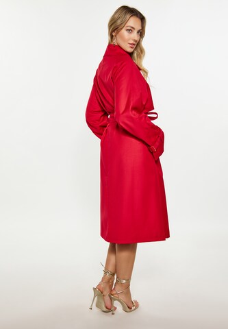 faina Between-Seasons Coat in Red