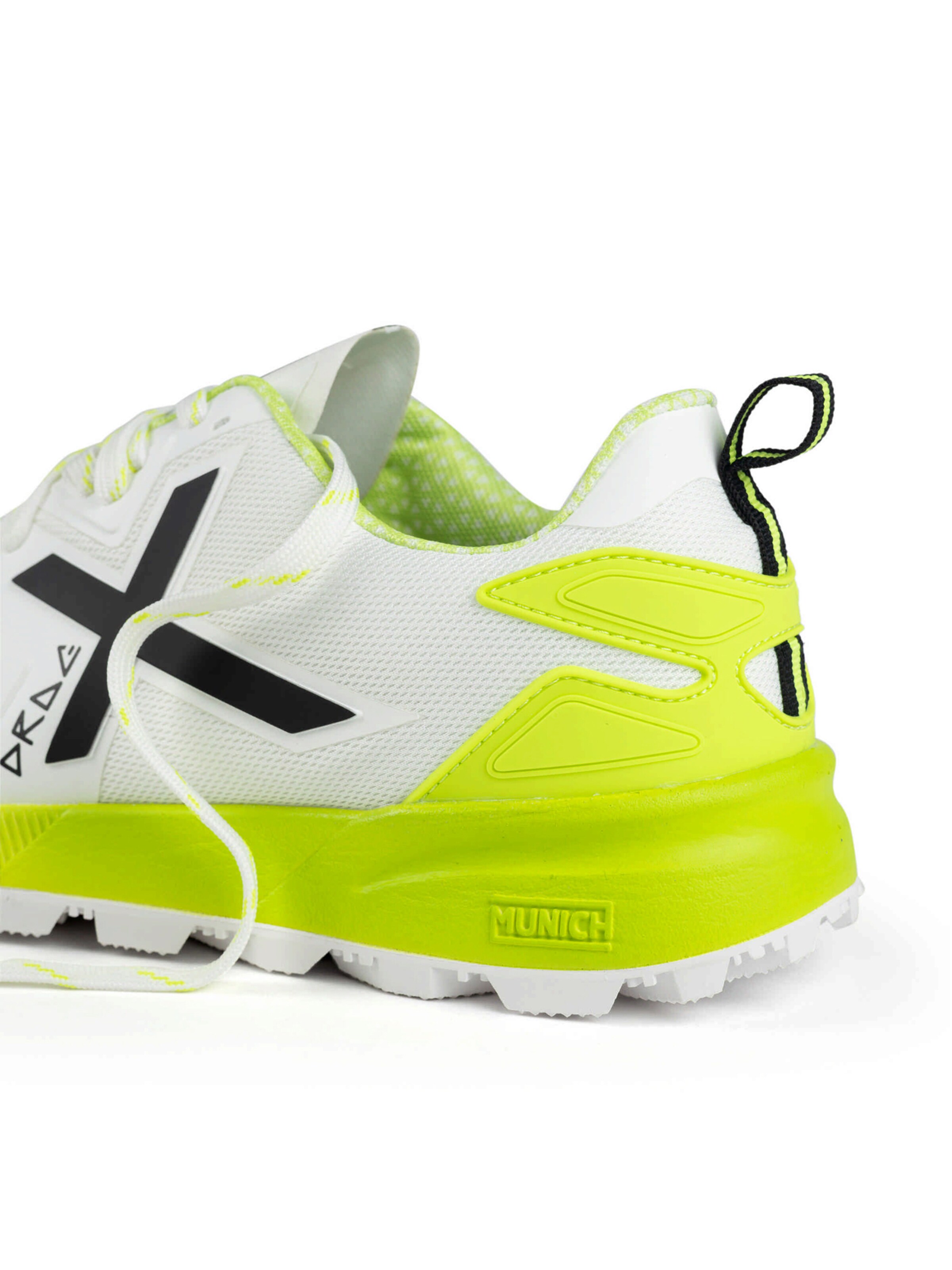 MUNICH Sneakersy niskie 'Drag' w kolorze biały