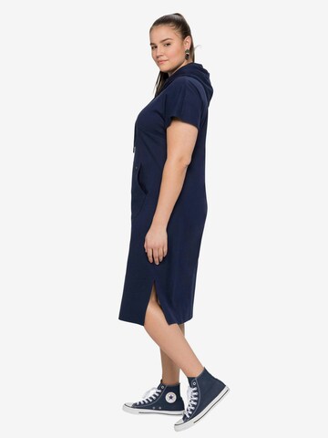 SHEEGO Kleid in Blau