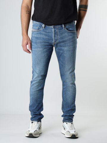 Skinny Jean 'TEPPHAR-X' DIESEL en bleu : devant