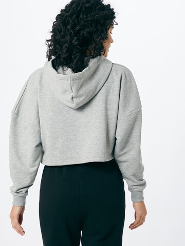 ALPHA INDUSTRIES Sweatshirt in Grau