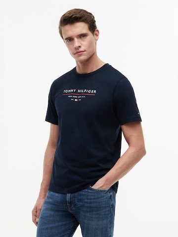 TOMMY HILFIGER - Camiseta en azul: frente