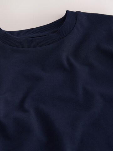 Tricou de la Next pe albastru