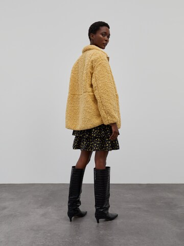 EDITED Between-Season Jacket 'Delores' in Yellow