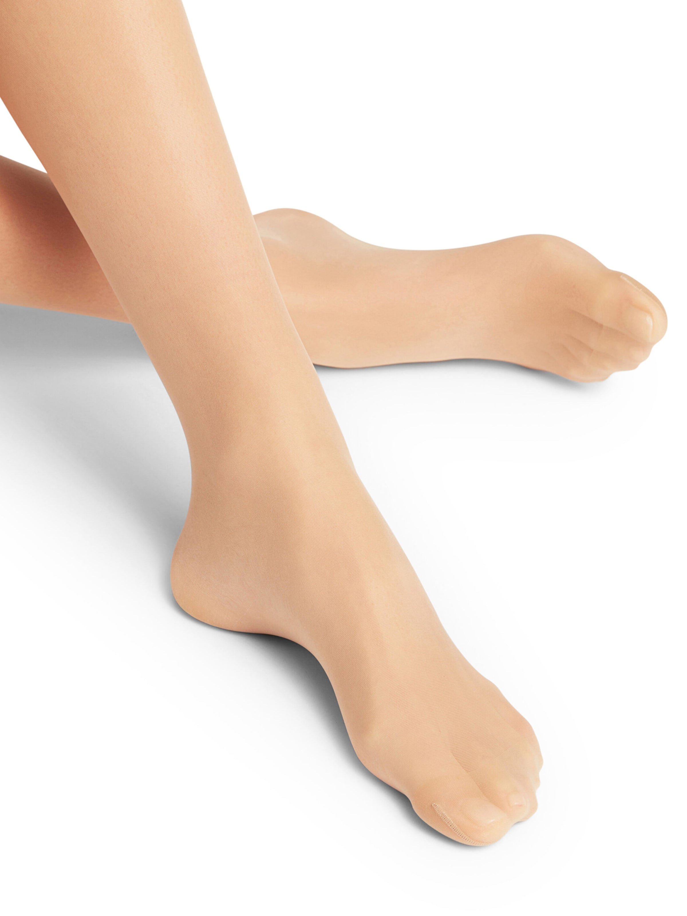 Ștrampeni fini 'Pure Matt' de la FALKE pe auriu