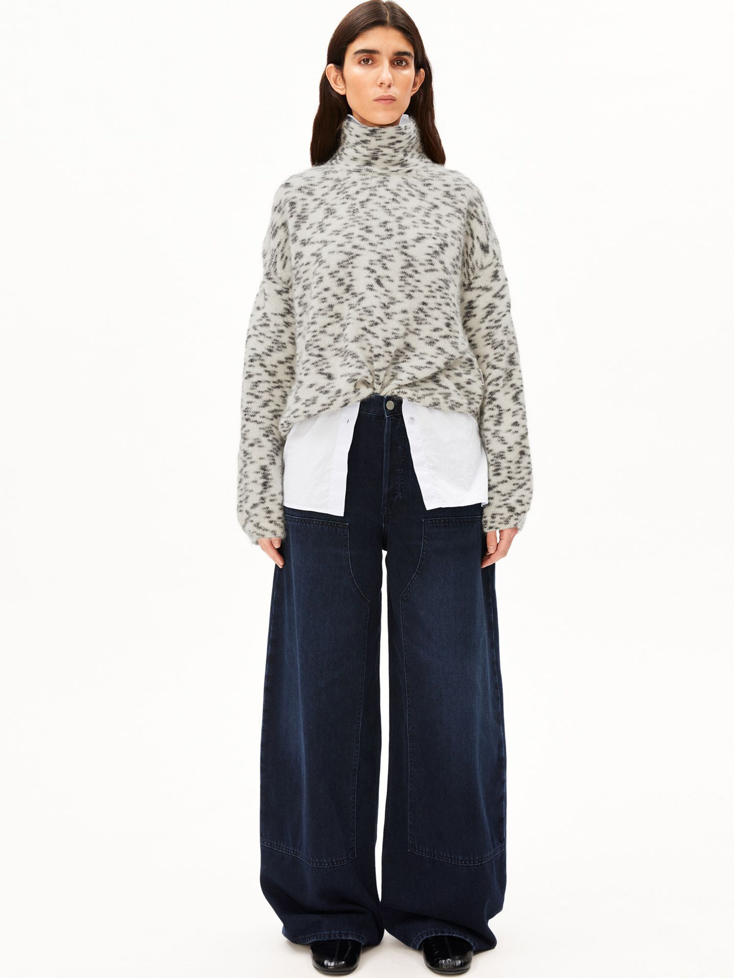 Pull-over ARMEDANGELS en beige : devant
