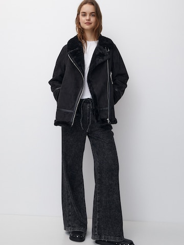 Pull&Bear Zimska jakna | črna barva