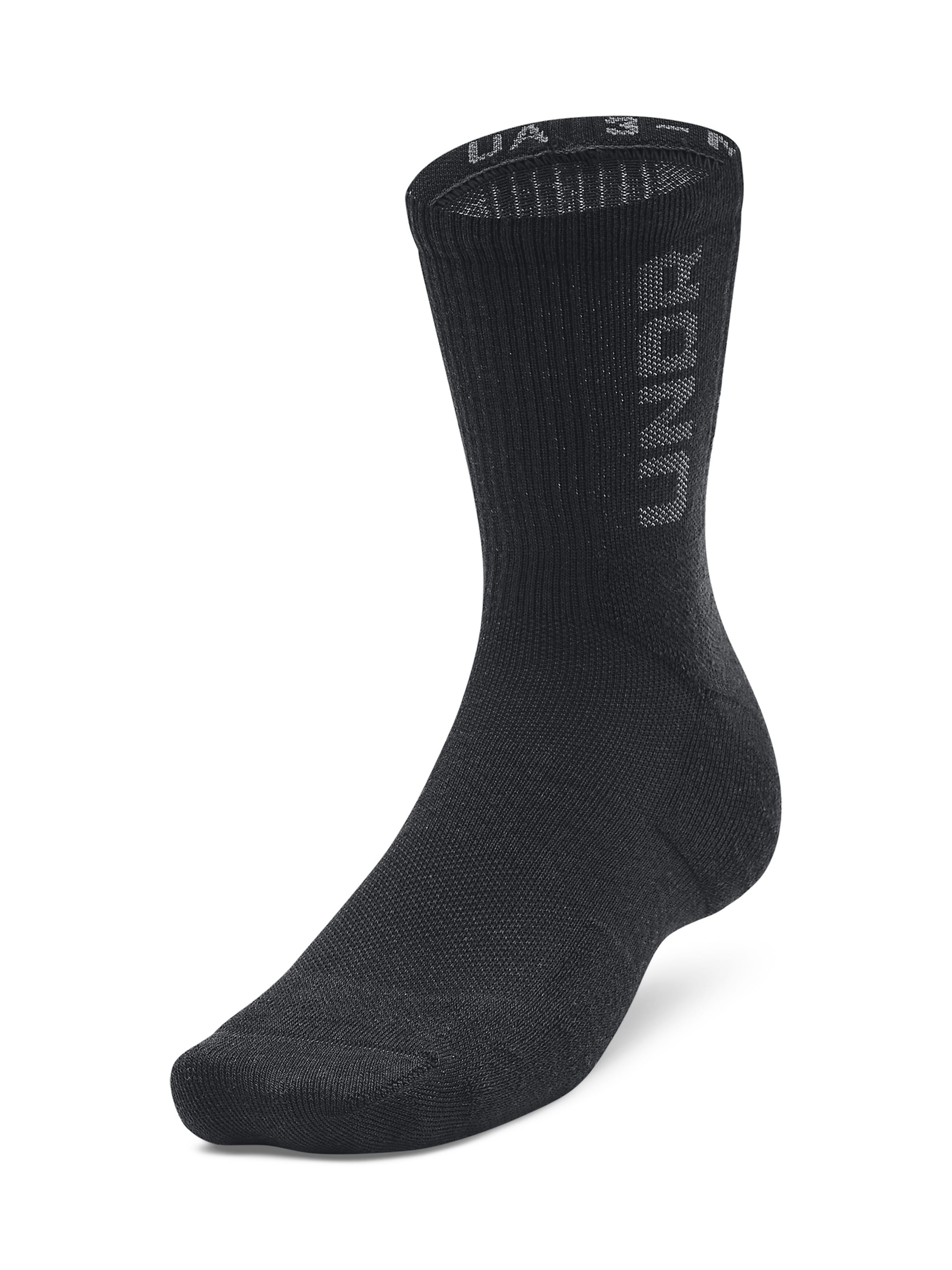 UNDER ARMOUR Sports socks in Black: front
