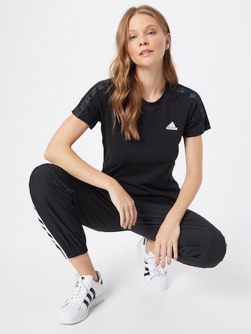 ADIDAS SPORTSWEAR Λειτουργικό μπλουζάκι σε μαύρο