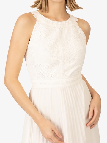 APART Evening Dress in White: front