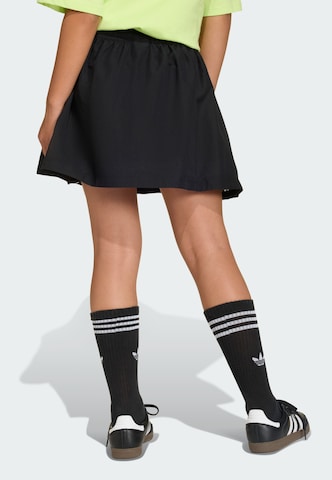 ADIDAS ORIGINALS Rock in Schwarz