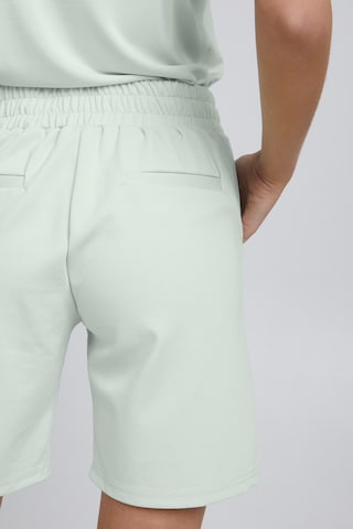 regular Pantaloni con pieghe 'KATE' di ICHI in verde