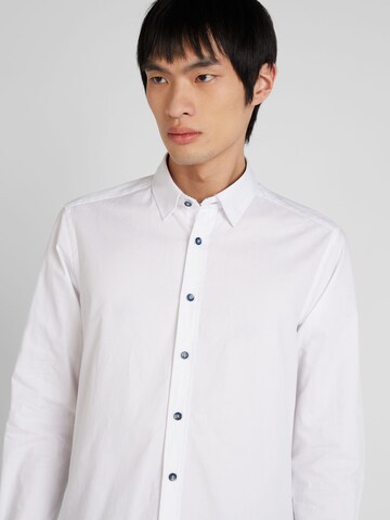 bugatti Regularny krój Koszula w kolorze biały