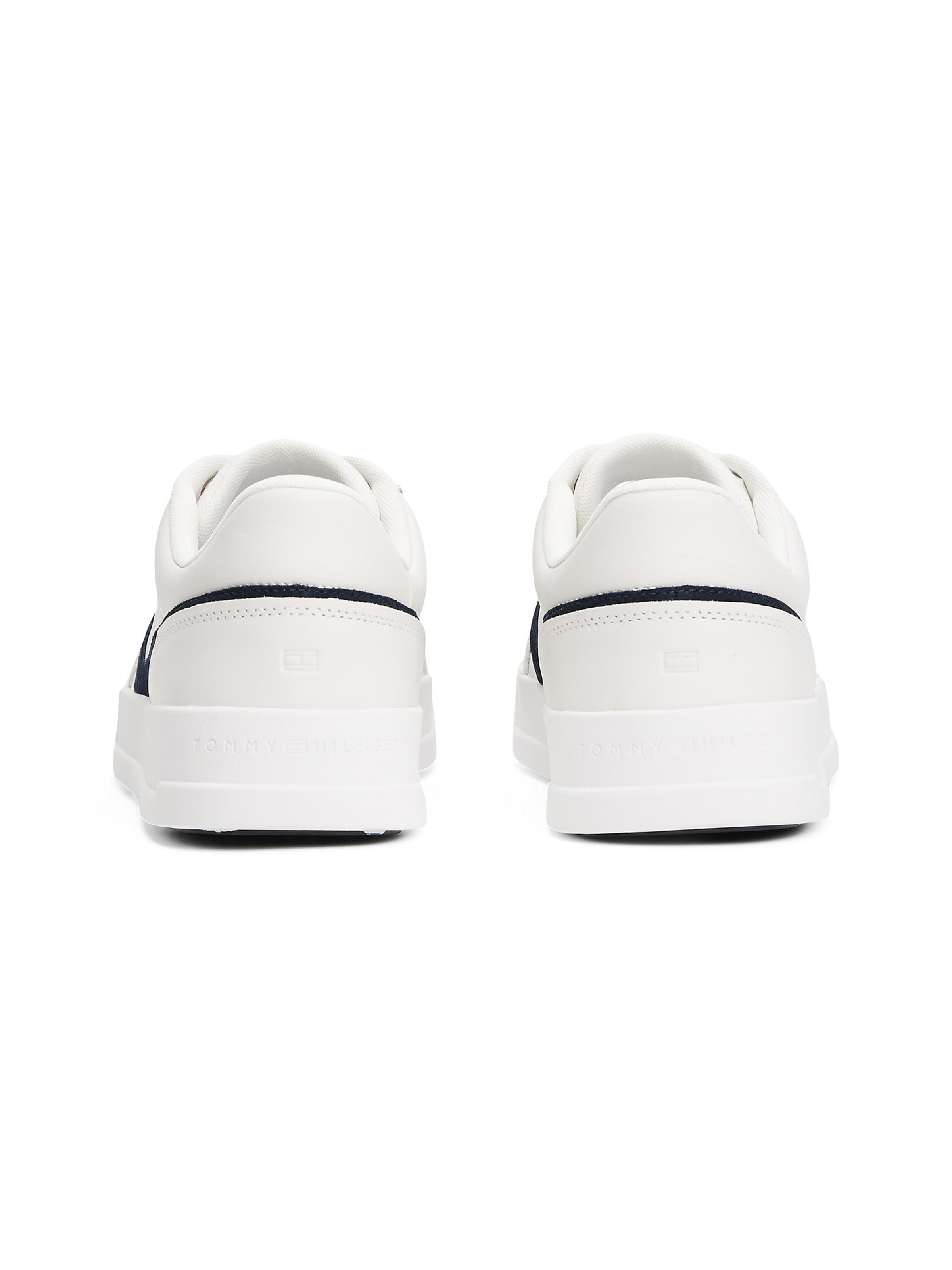 Baskets basses TOMMY HILFIGER en blanc