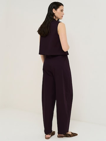 Camomilla Italia Wide leg Trousers with creases 'Payper' in Purple